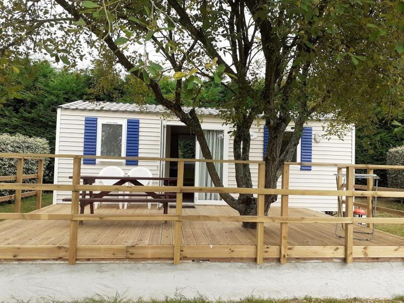Les Mobile Home De Kerroyal Garlan Екстериор снимка