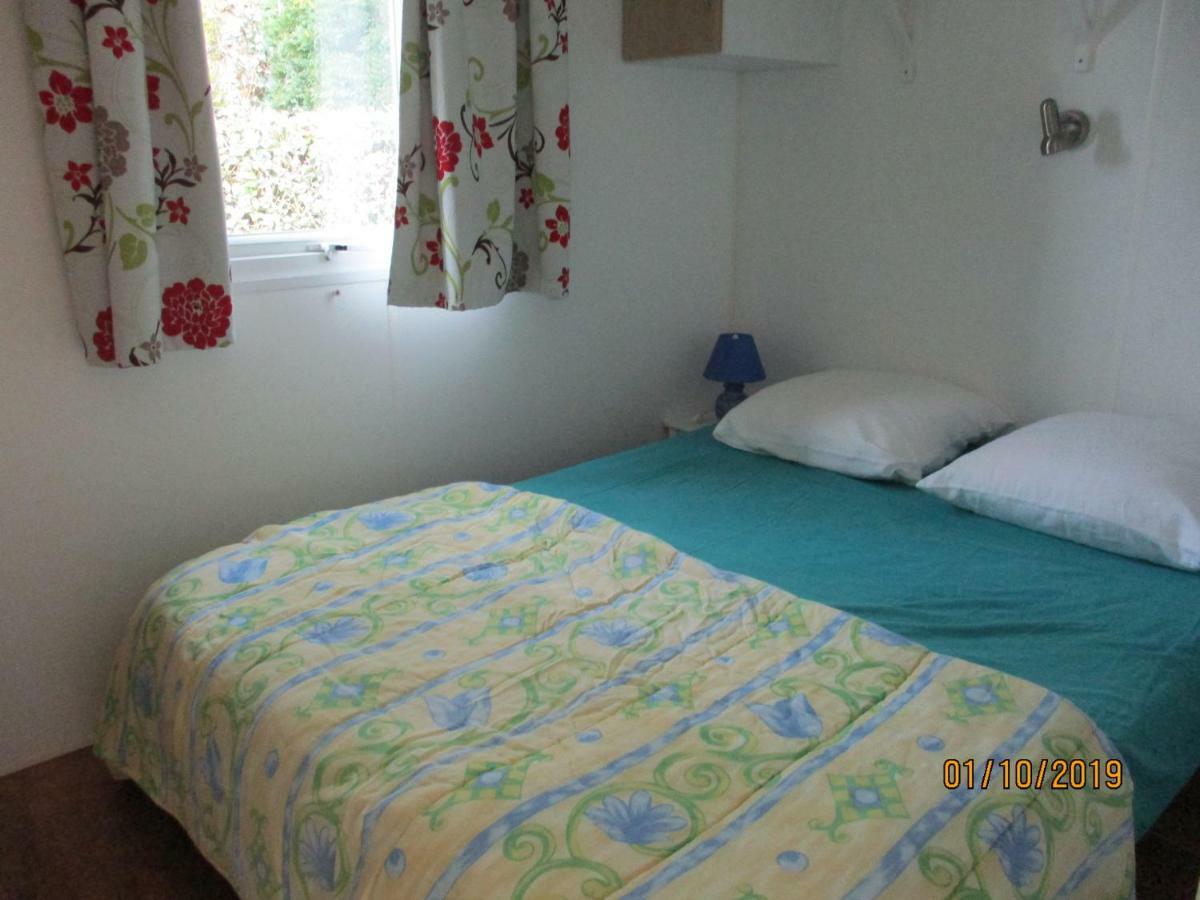 Les Mobile Home De Kerroyal Garlan Екстериор снимка